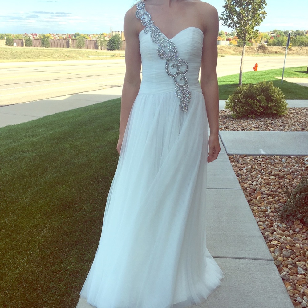 White Sherri Hill, Size 8